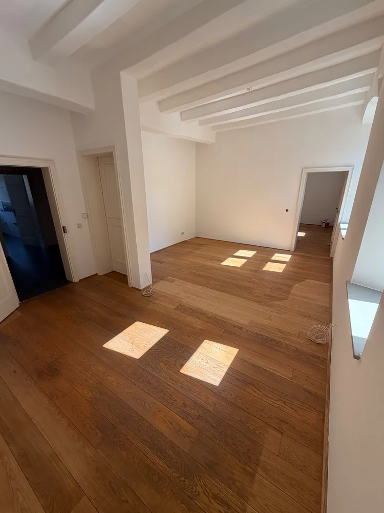 2 Zimmer Wohnung mit 108 m² in Düsseldorf – Bild 4