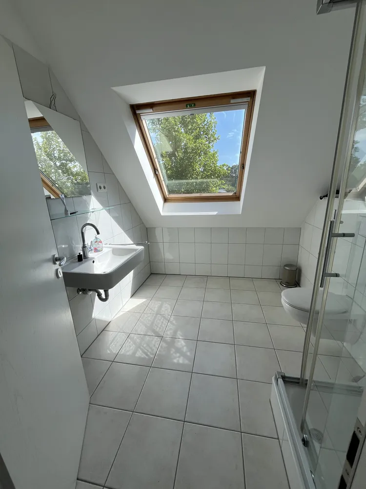 2 room apartment with 68 m² in Düsseldorf – Photo 9
