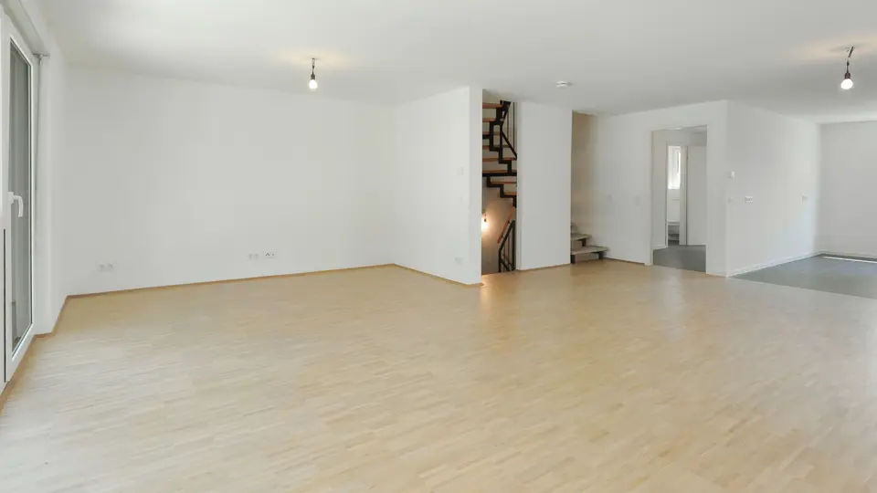 6 Zimmer Haus mit 237 m² in Pulheim – Bild 1