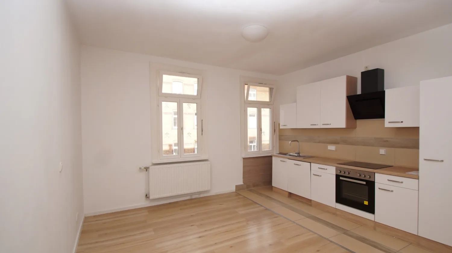 4 Zimmer Wohnung mit 107 m² in Wiesbaden – Bild 1