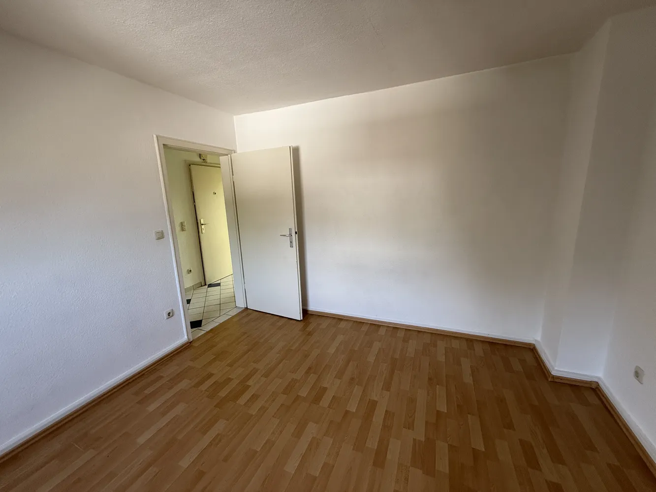 3 Zimmer Wohnung mit 40 m² in Duisburg – Bild 2