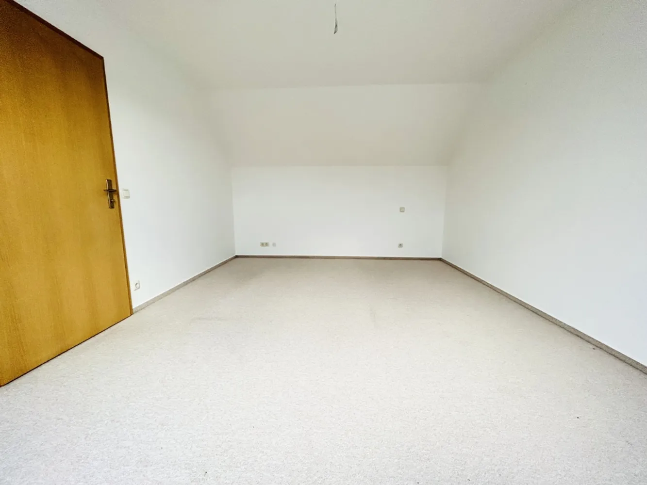 2 room apartment with 64 m² in Zeitz – Photo 12