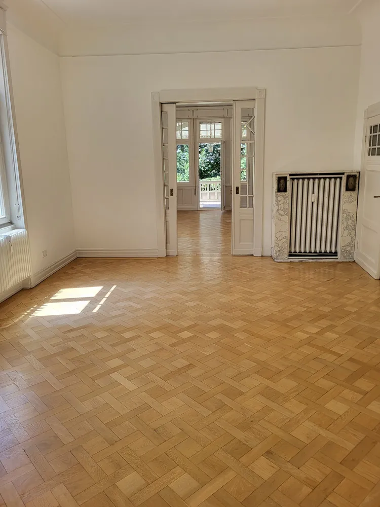 3 Zimmer Wohnung mit 105 m² in Wiesbaden – Bild 2