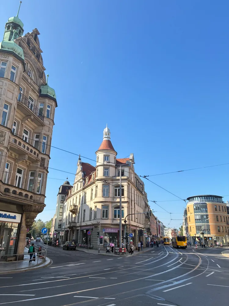 2 Zimmer Wohnung mit 88 m² in Dresden – Bild 1