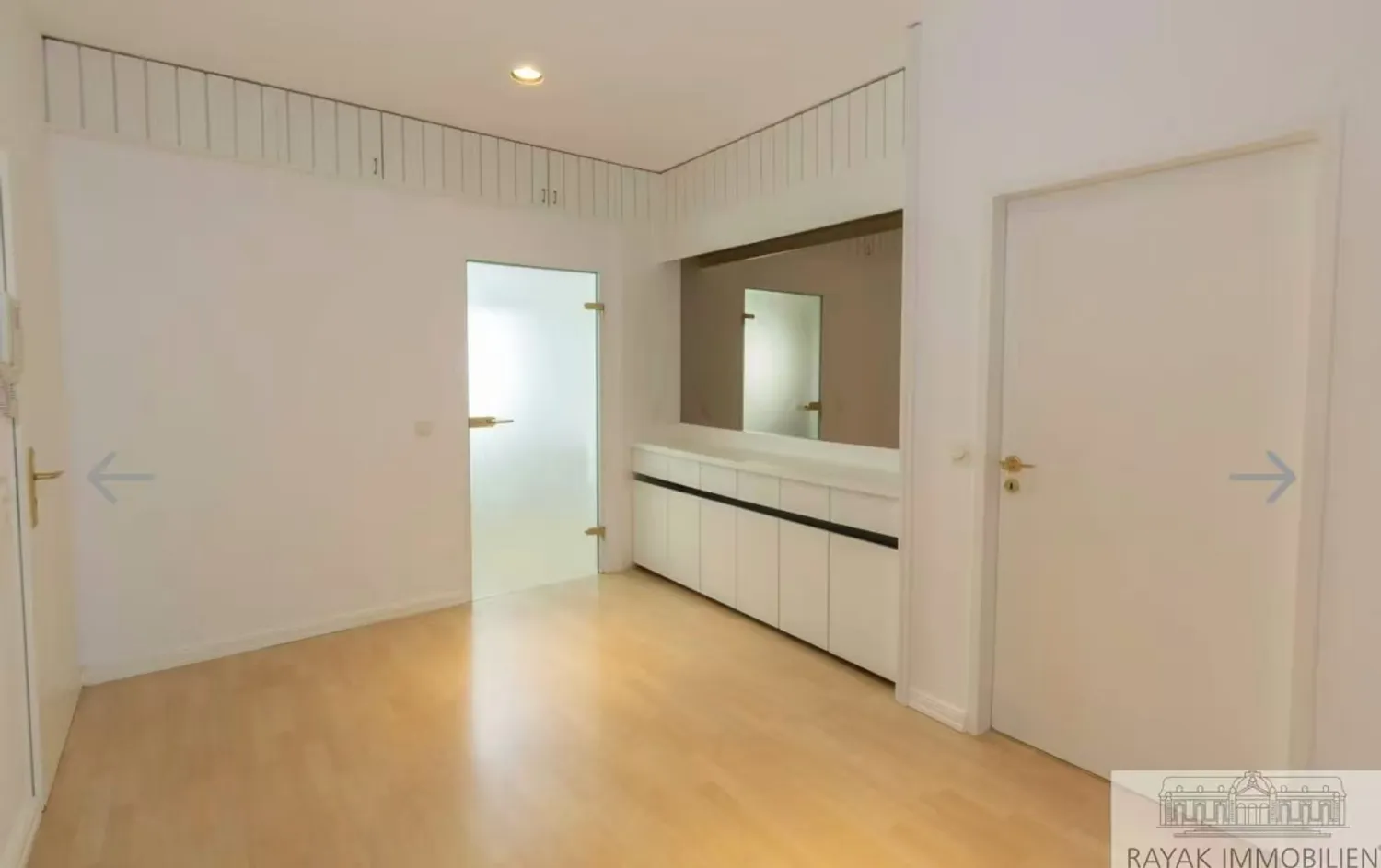2 room apartment with 107 m² in Düsseldorf – Photo 4