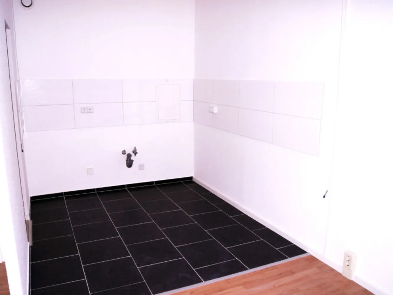 4 Zimmer Wohnung mit 69 m² in Halle (Saale) – Bild 2