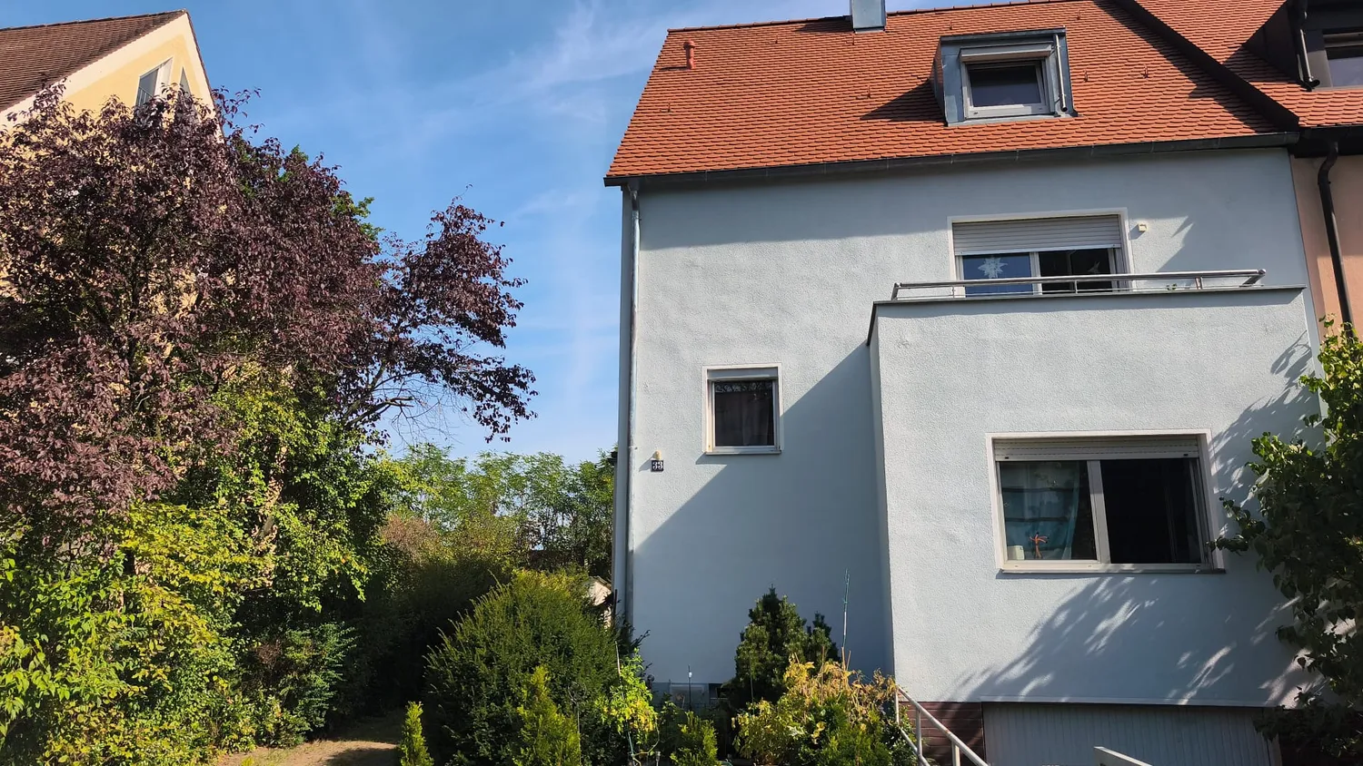 7 Zimmer Haus mit 180 m² in Nürnberg – Bild 1
