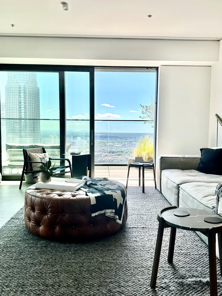 2 Zimmer Wohnung mit 96 m² in Frankfurt am Main – Bild 9