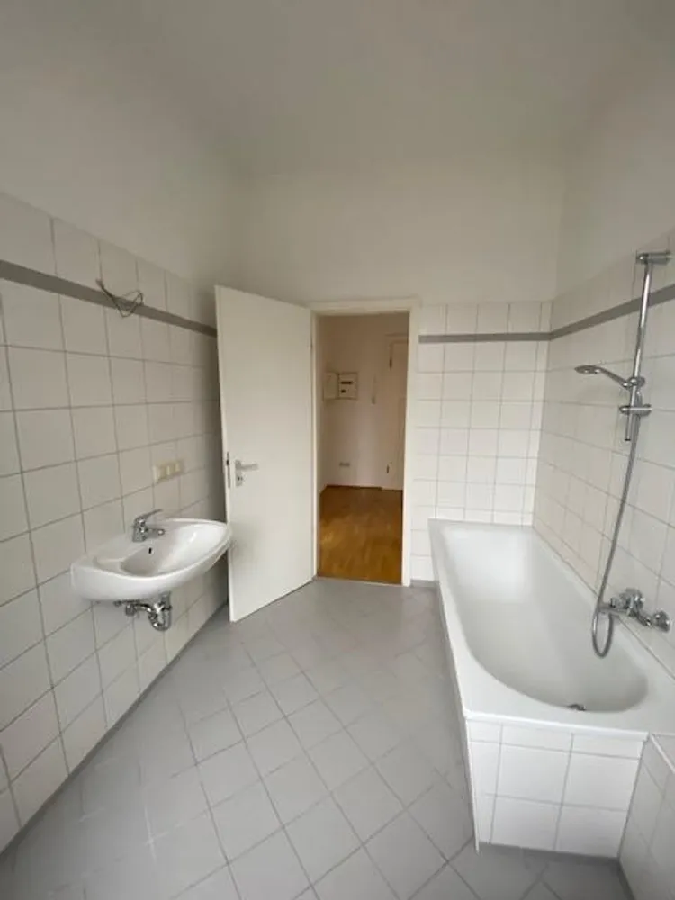 2 Zimmer Wohnung mit 66 m² in Dresden – Bild 7