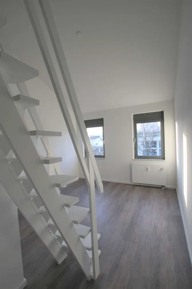 1 room apartment with 30 m² in Cologne – Photo 5