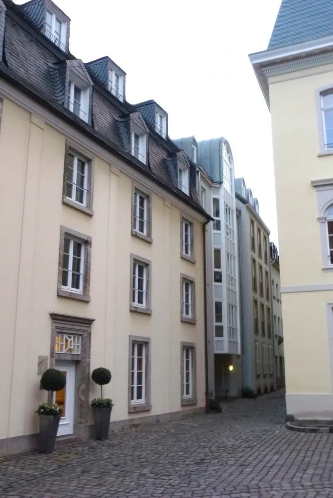 2 Zimmer Wohnung mit 75 m² in Düsseldorf – Bild 11
