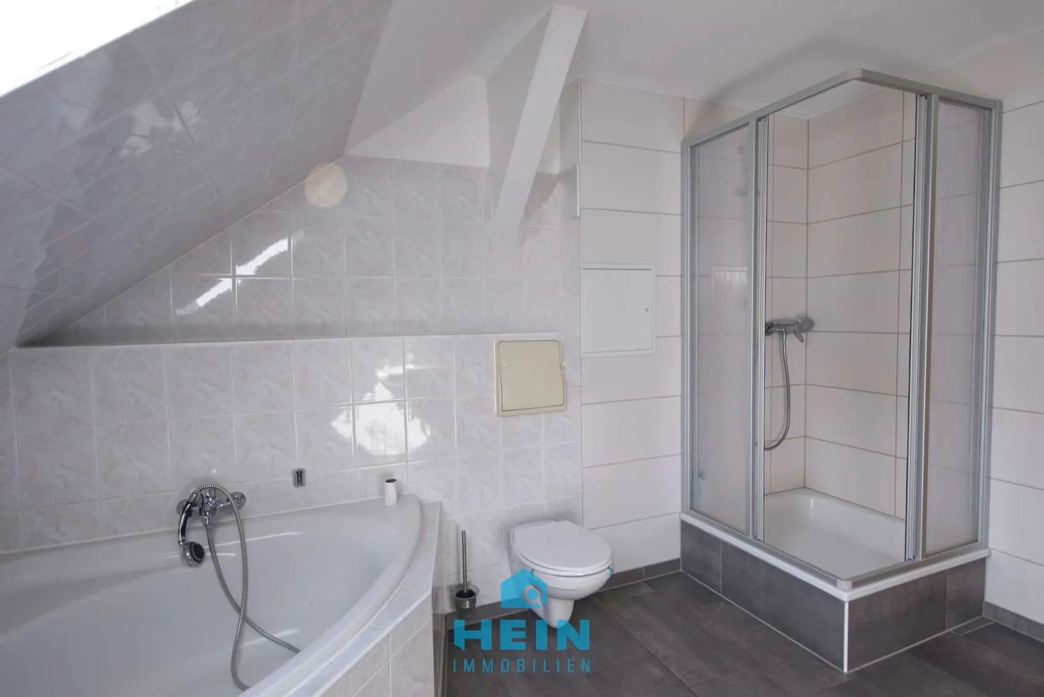 2 room apartment with 69 m² in Aue-Bad Schlema – Photo 1