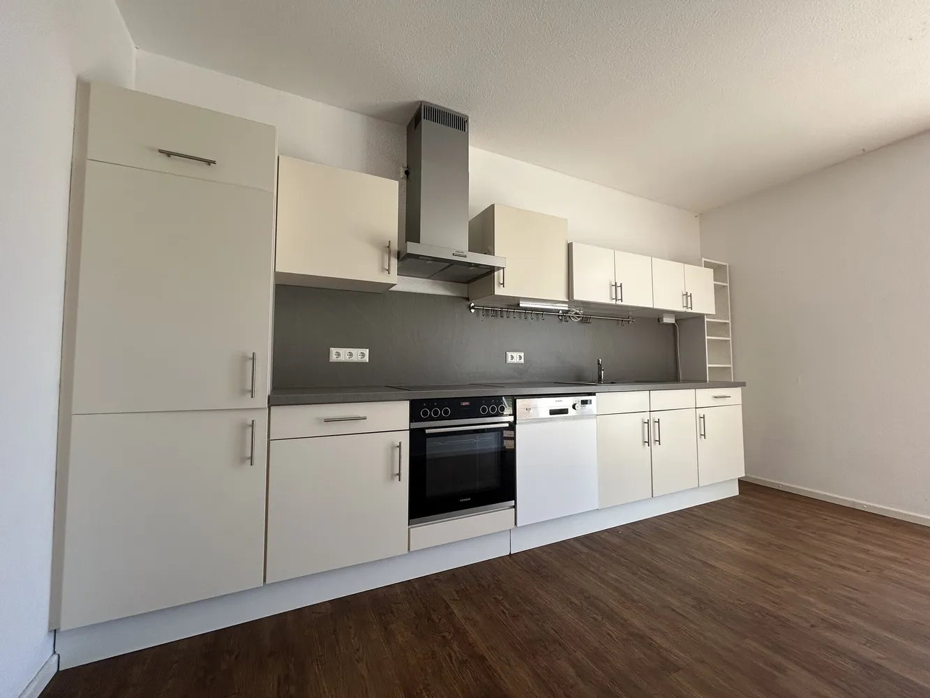 3 Zimmer Wohnung mit 98 m² in Hamburg – Bild 3