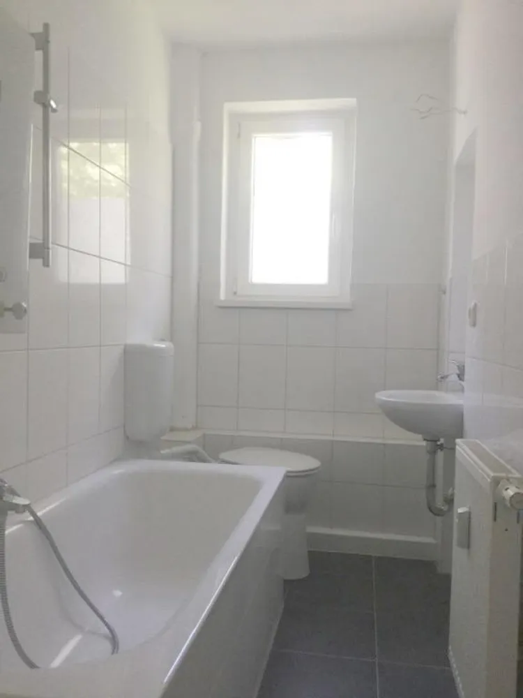 2 Zimmer Wohnung mit 43 m² in Wiesbaden – Bild 3