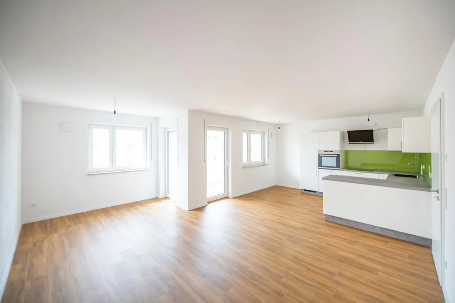 4 Zimmer Wohnung mit 110 m² in Augsburg – Bild 1