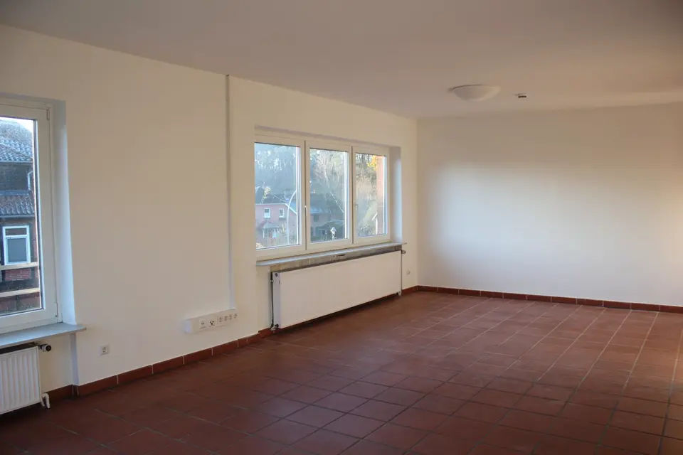 6 Zimmer Wohnung mit 200 m² in Uelzen – Bild 2