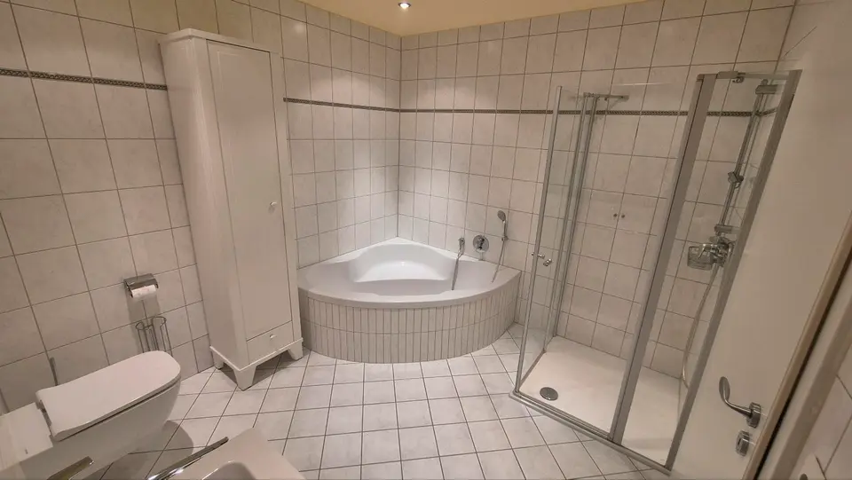 4 Zimmer Wohnung mit 113 m² in Saarbrücken – Bild 10