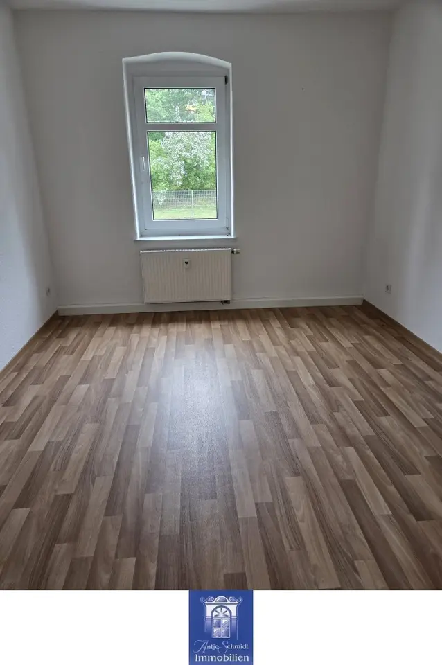 2 Zimmer Wohnung mit 42 m² in Freital – Bild 2