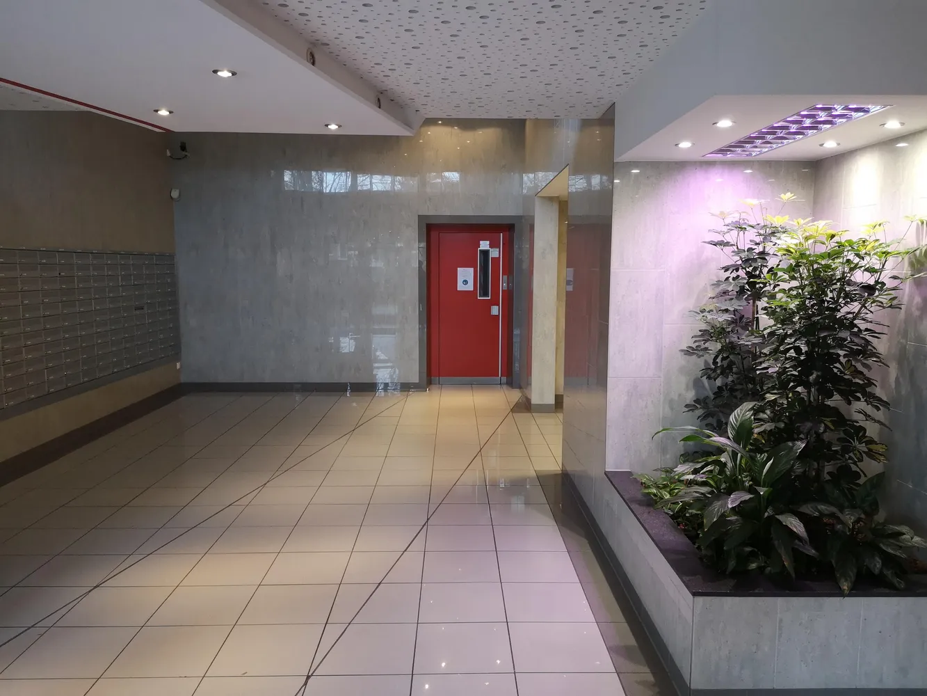 2 Zimmer Wohnung mit 47 m² in Köln – Bild 3
