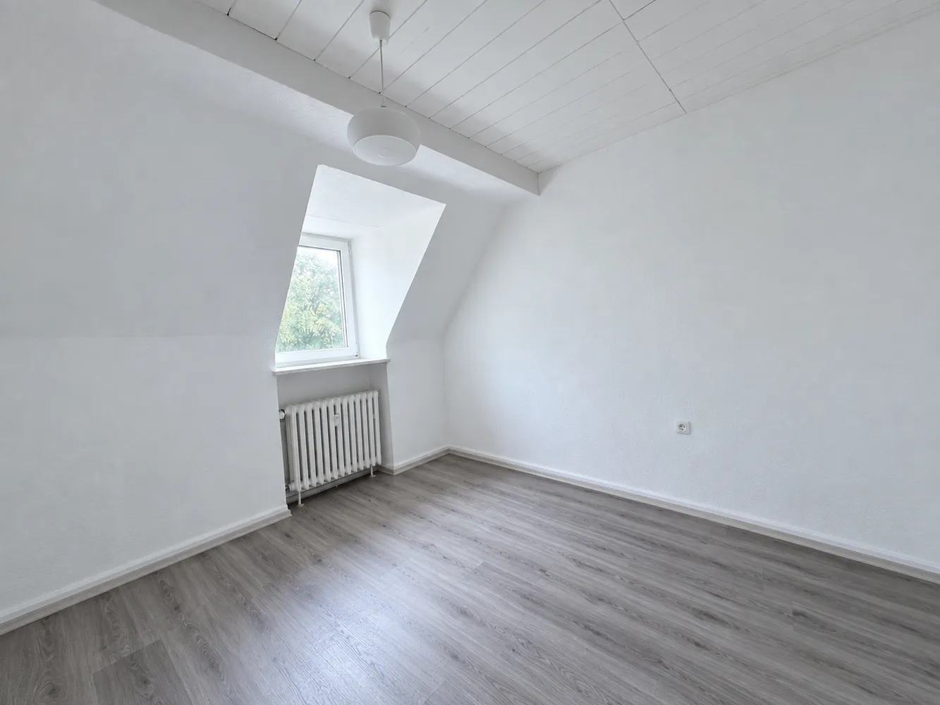 3 room apartment with 55 m² in Essen – Photo 2