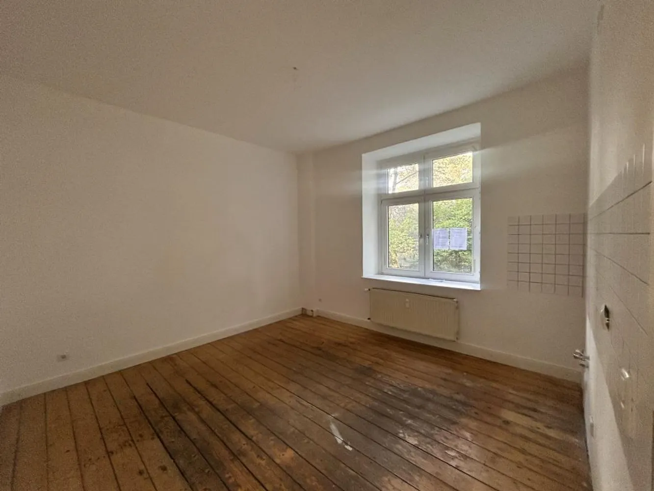 4 Zimmer Wohnung mit 94 m² in Leverkusen – Bild 2