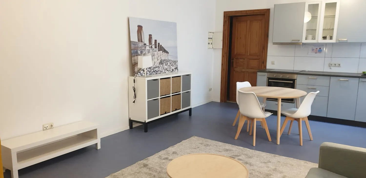 1 room apartment with 50 m² in Berlin – Photo 3