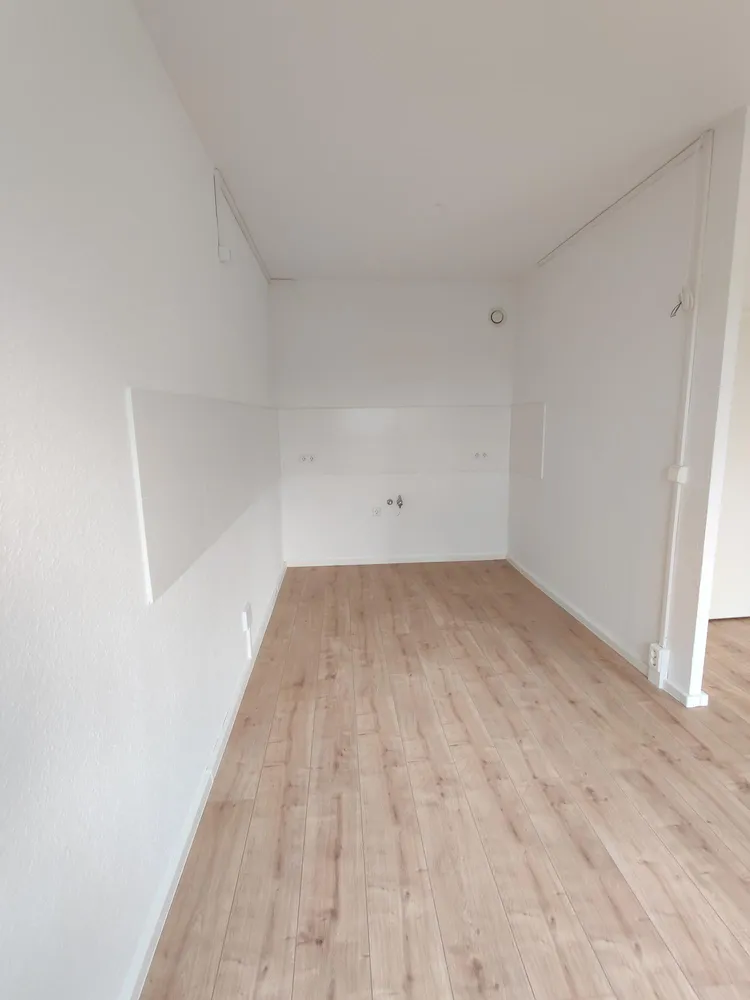 3 Zimmer Wohnung mit 59 m² in Halle (Saale) – Bild 2
