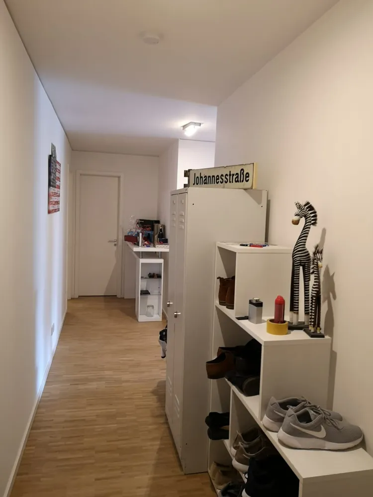 2 Zimmer Wohnung mit 83 m² in Frankfurt am Main – Bild 3