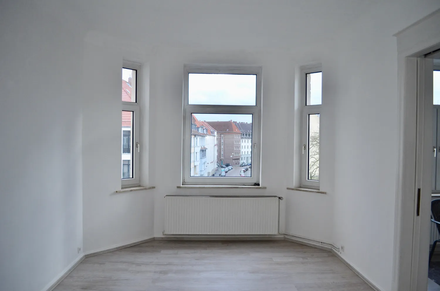 4 Zimmer Wohnung mit 105 m² in Hannover – Bild 2