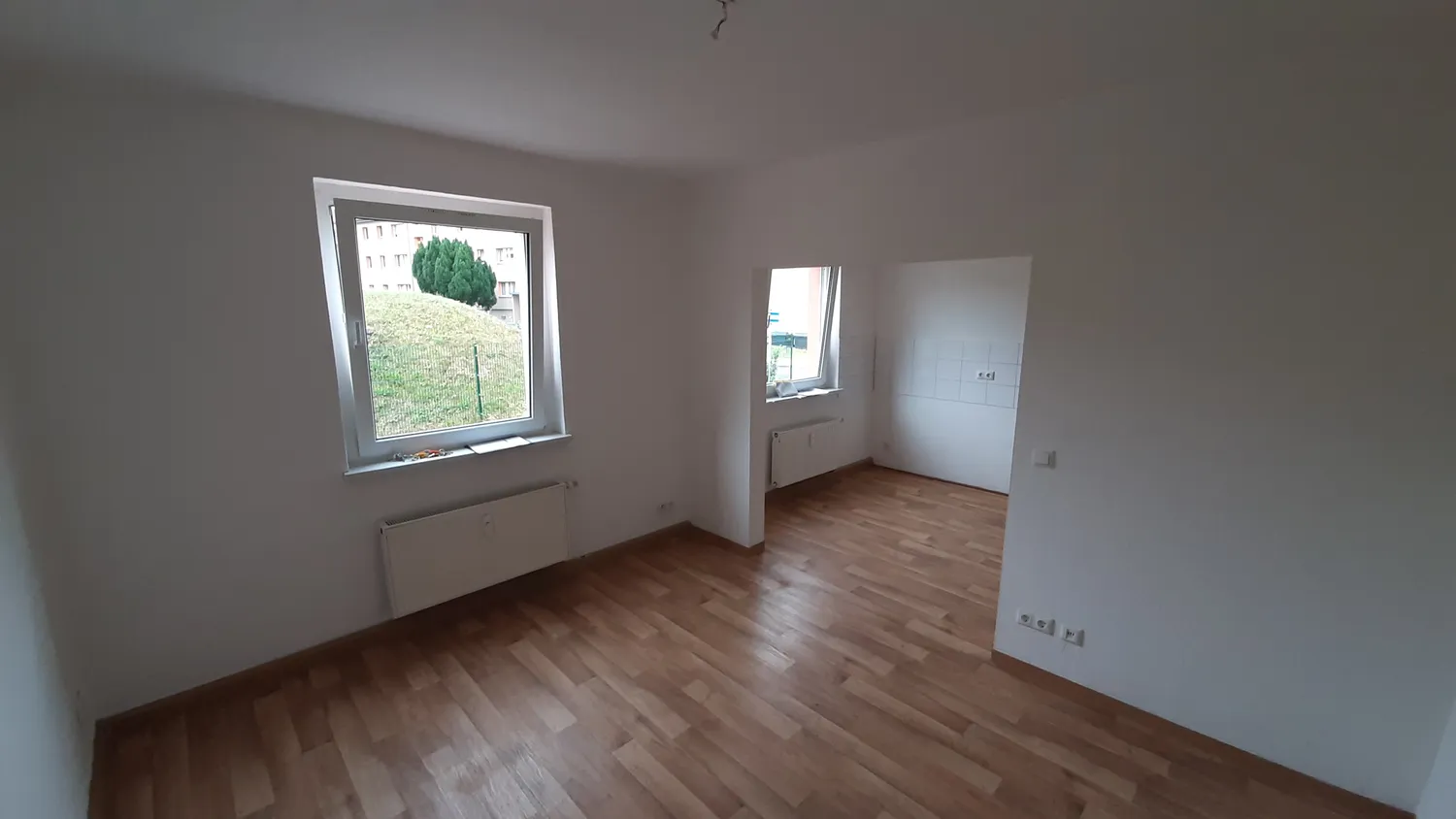 2 Zimmer Wohnung mit 41 m² in Weißenfels – Bild 3