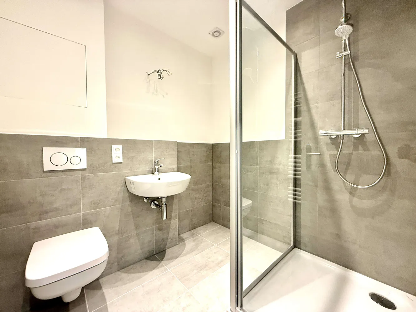 2 Zimmer Wohnung mit 50 m² in Berlin – Bild 6