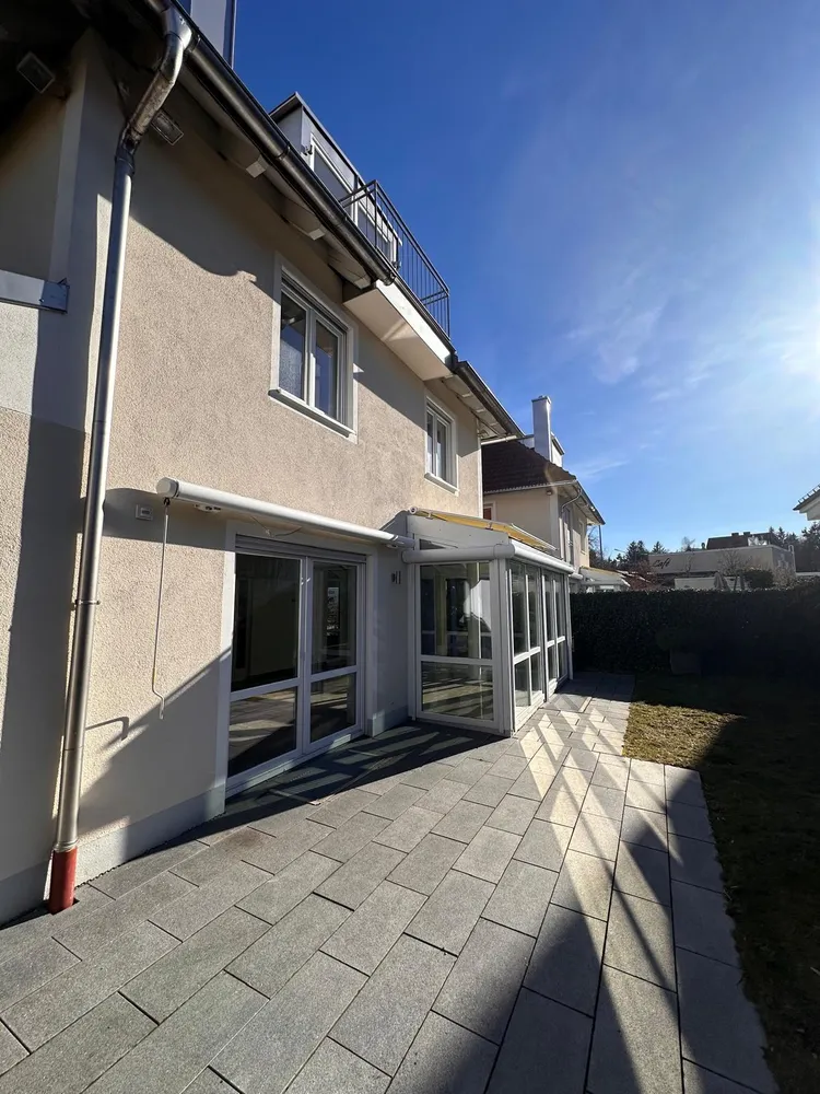 6 Zimmer Haus mit 175 m² in München – Bild 2