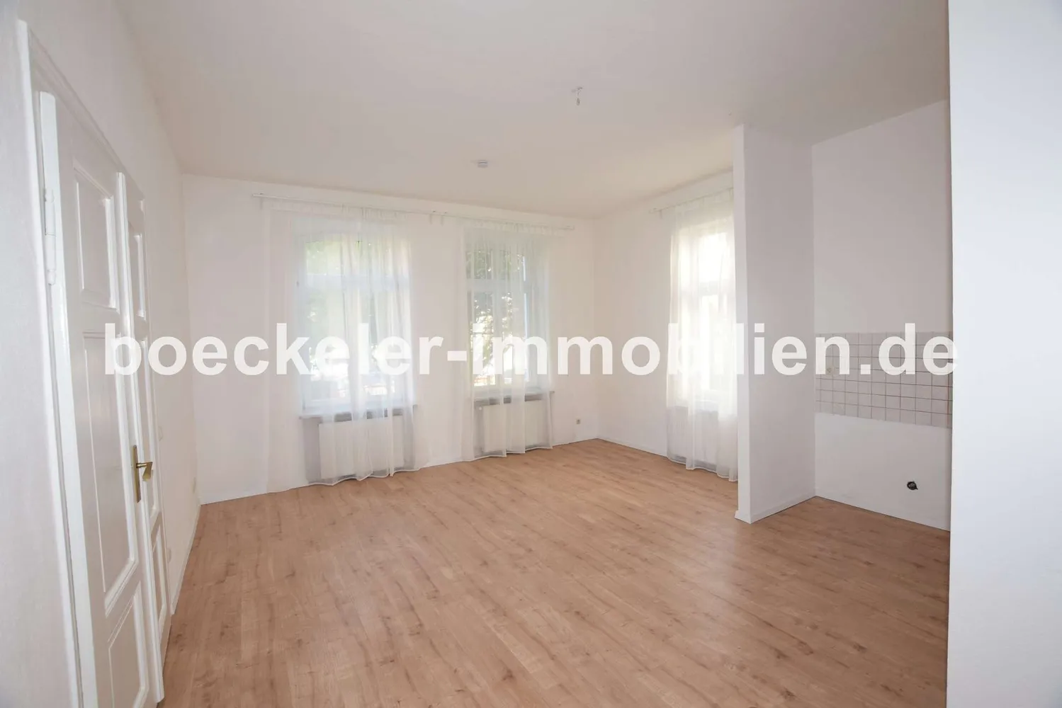 2 Zimmer Wohnung mit 65 m² in Naumburg (Saale) – Bild 1