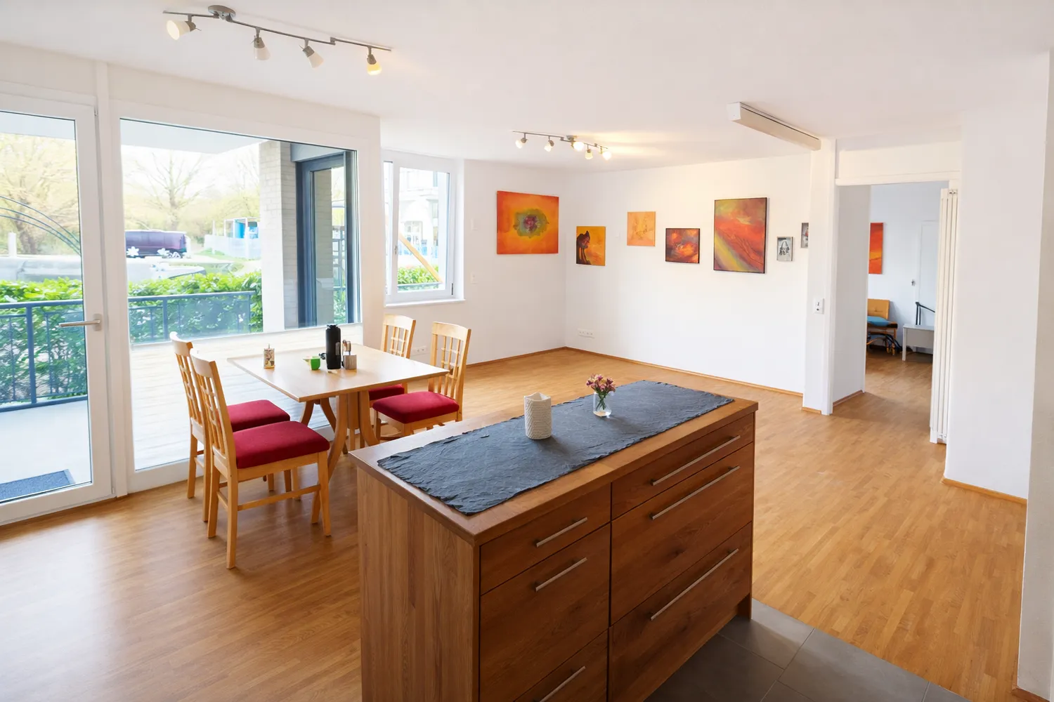 2 room apartment with 64 m² in Freiburg im Breisgau – Photo 2