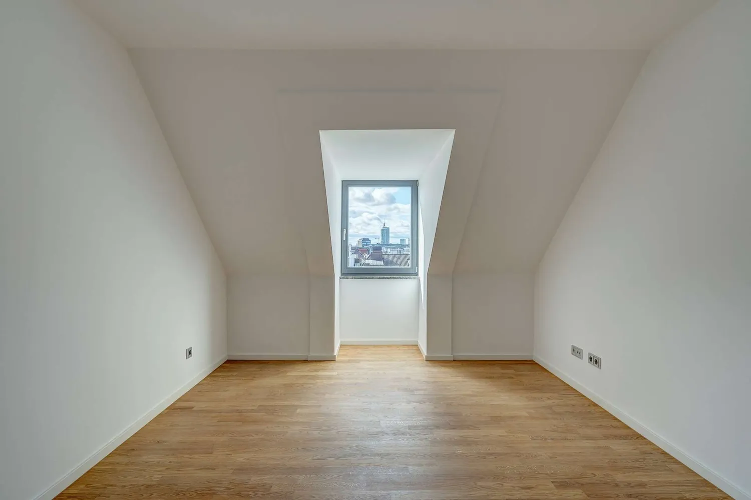 5 Zimmer Wohnung mit 175 m² in München – Bild 10