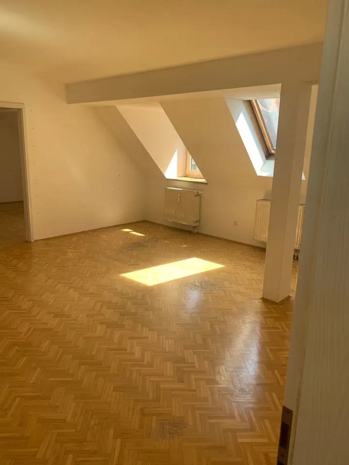2 Zimmer Wohnung mit 62 m² in Regensburg – Bild 1