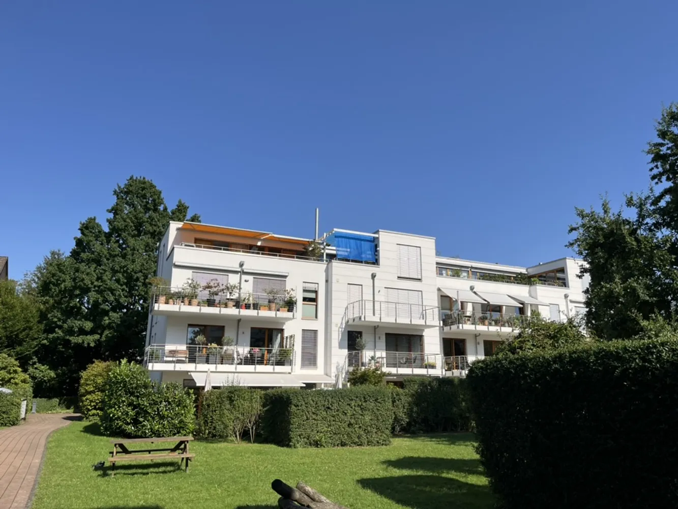 4 Zimmer Wohnung mit 159 m² in Bremen – Bild 1