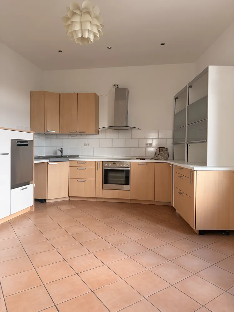 3 Zimmer Wohnung mit 119 m² in Frankfurt am Main – Bild 4