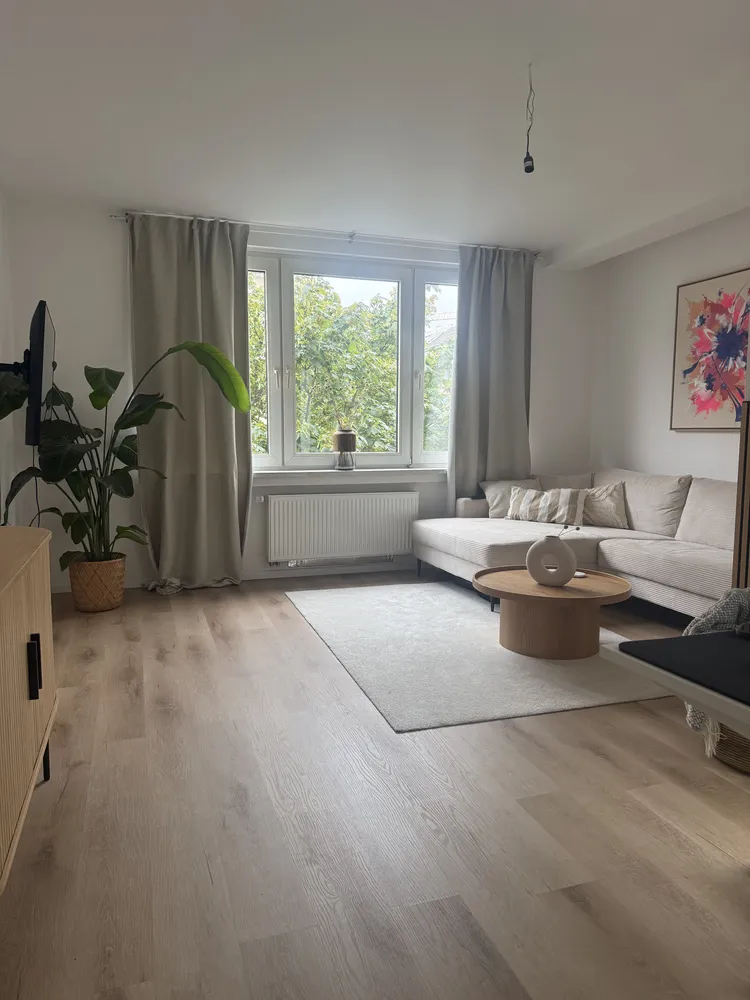 2 Zimmer Wohnung mit 67 m² in Düsseldorf – Bild 1