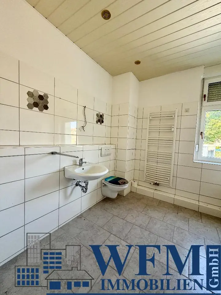 2 Zimmer Wohnung mit 80 m² in Zeitz – Bild 2