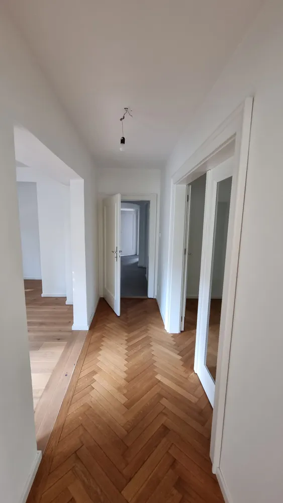 5 Zimmer Wohnung mit 148 m² in München – Bild 5