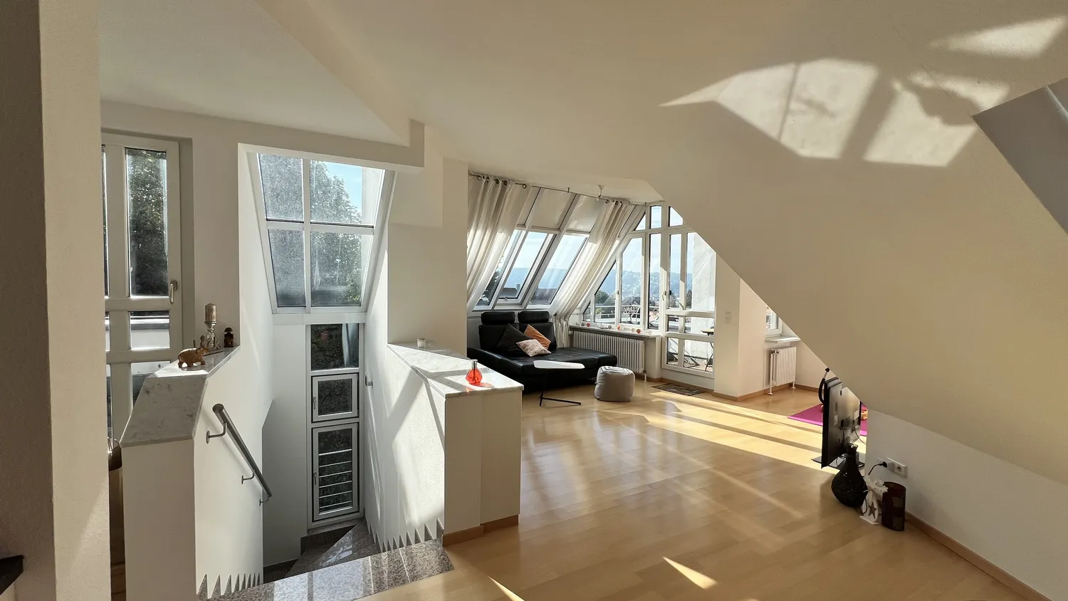 2 Zimmer Wohnung mit 72 m² in Stuttgart – Bild 1