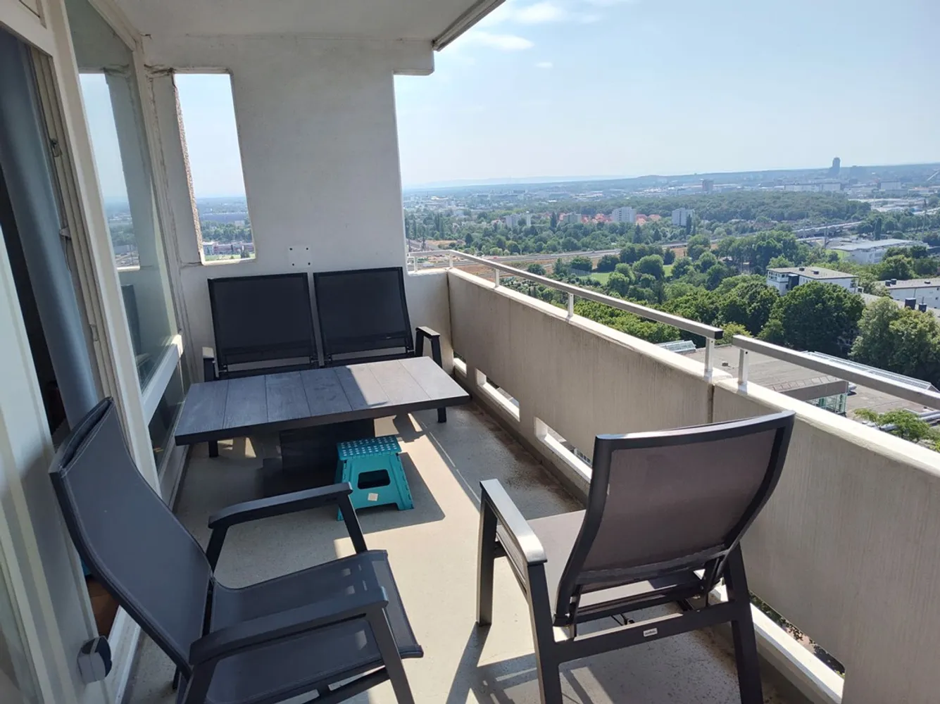 3 Zimmer Wohnung mit 78 m² in Frankfurt am Main – Bild 1