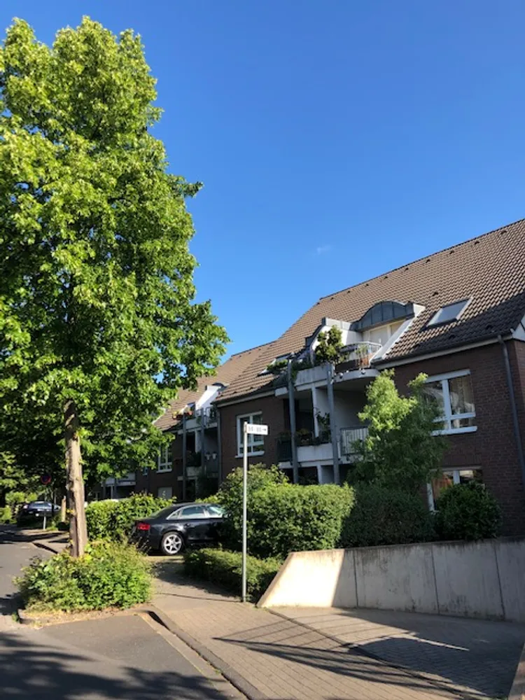 3 Zimmer Wohnung mit 77 m² in Leverkusen – Bild 1