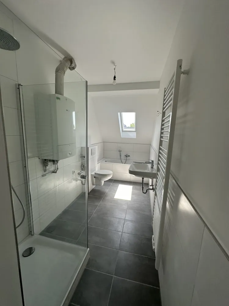 2 Zimmer Wohnung mit 57 m² in Köln – Bild 2