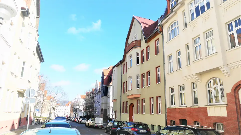 3 Zimmer Wohnung mit 70 m² in Halle (Saale) – Bild 1
