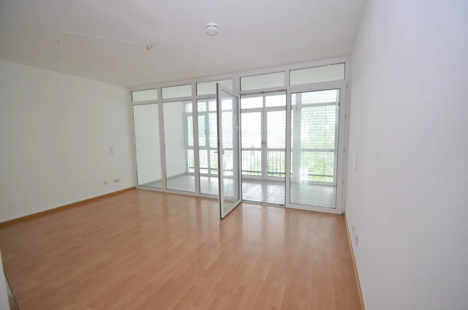 3 Zimmer Wohnung mit 77 m² in Köln – Bild 2