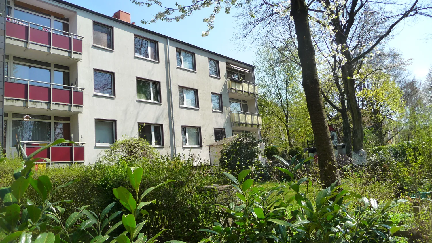 4 Zimmer Wohnung mit 87 m² in Düsseldorf – Bild 2