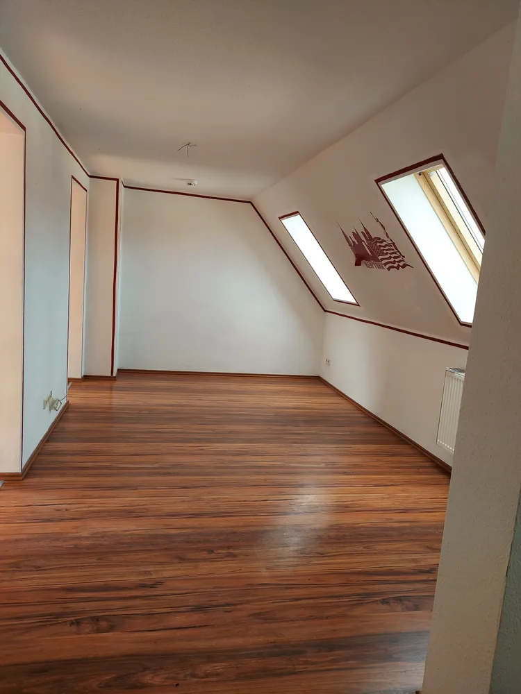 2 Zimmer Wohnung mit 65 m² in Bitterfeld-Wolfen – Bild 2