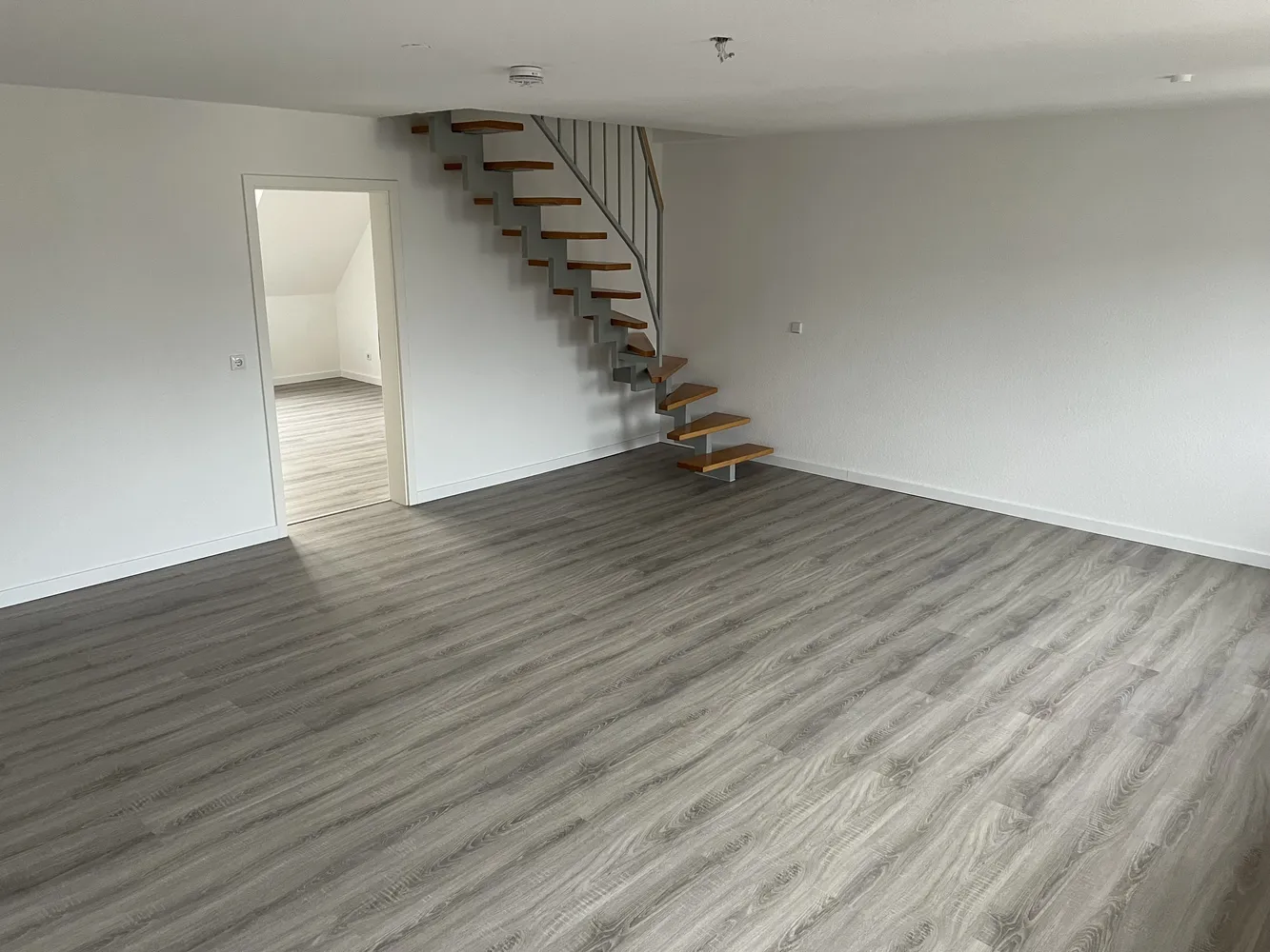 5 Zimmer Wohnung mit 119 m² in Chemnitz – Bild 8